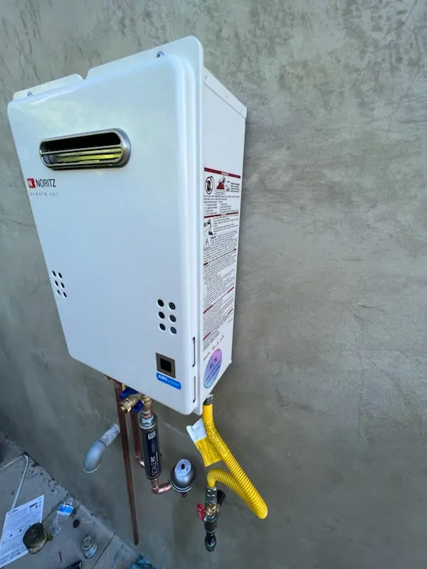 Tankless water heater installation for Altus homes